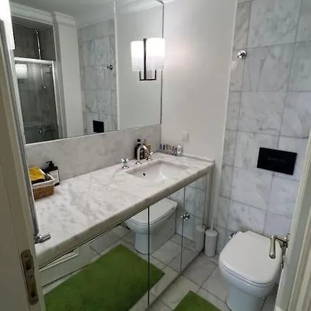 Galataport'a Komsu Full Esyali Daire Apartament *