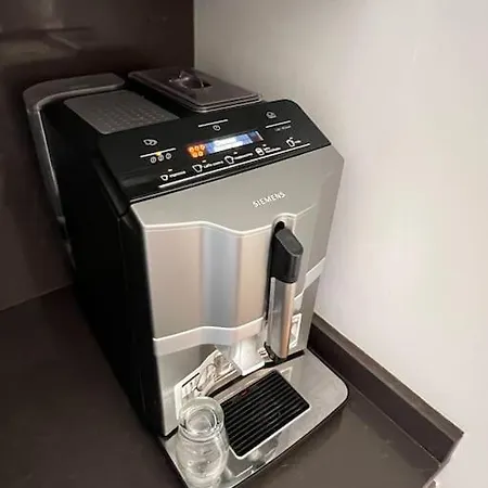 Apartament Galataport'a Komsu Full Esyali Daire Stambuł